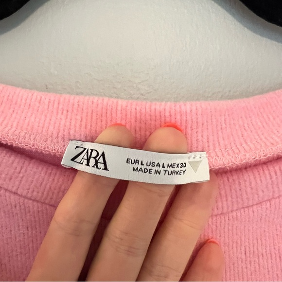 Zara Soft Ruffled Top - Picture 7 of 8